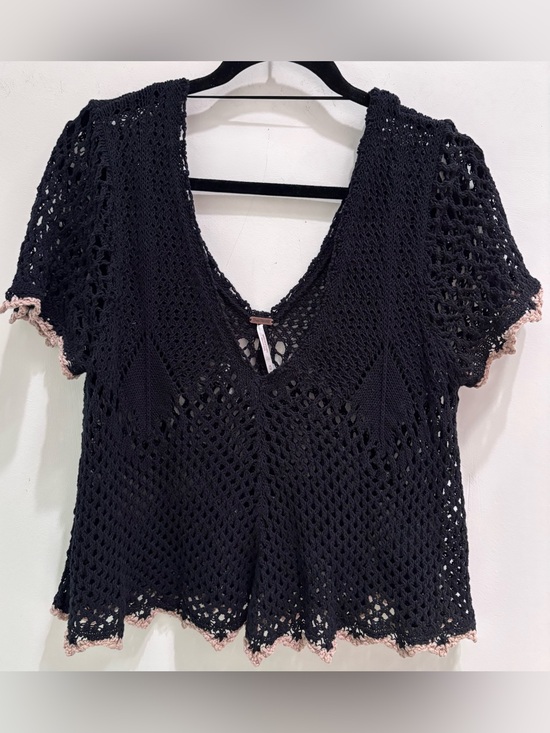 Free People Tops - Free People Black Crochet V-Neck Crop Top with Ruffle Trim